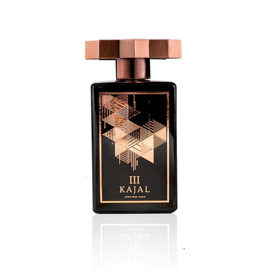 Descubre la esencia única de Kajal III de Kajal Eau de Parfum, Dubai, arabe, oriental, un perfume 100% original con envío gratuito a todo Colombia. Sumérgete en una experiencia olfativa, seductora y duradera, con una exquisita fusión de notas tropicales y exóticas.