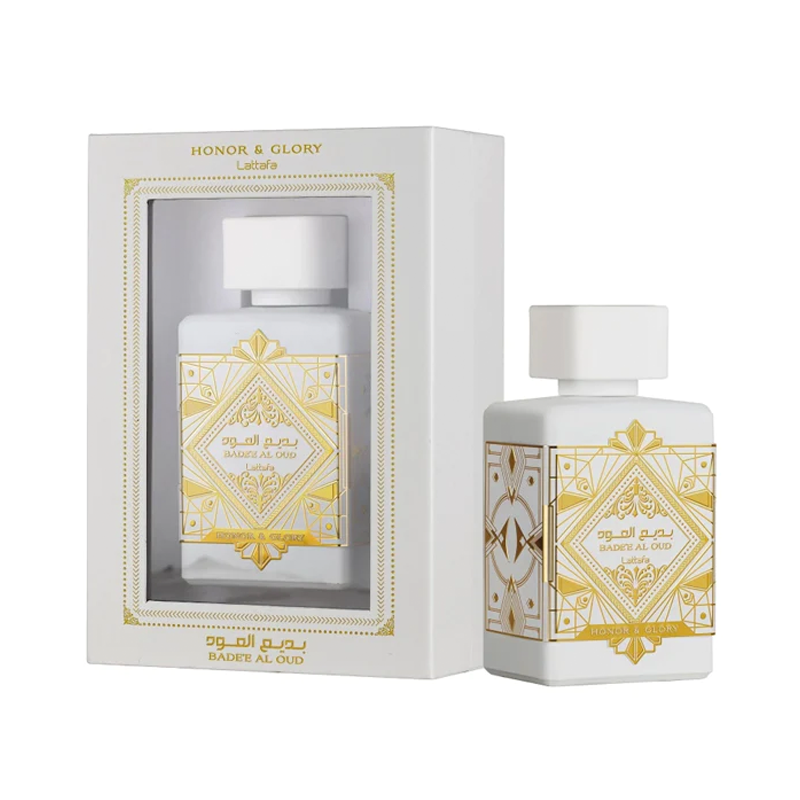 Descubre la majestuosidad de Bade'e Al Oud Oud for Glory de Lattafa Perfumes en nuestra tienda online. Esta joya de la familia olfativa Ámbar Amaderada, diseñada tanto para hombres como mujeres, es la esencia de la elegancia y el lujo. Como parte de nuestra destacada colección de perfumería árabe, Bade'e Al Oud Oud for Glory es 100% original, garantizando autenticidad y calidad. Aprovecha la última tendencia con el mejor precio y envío gratuito a todo Colombia.