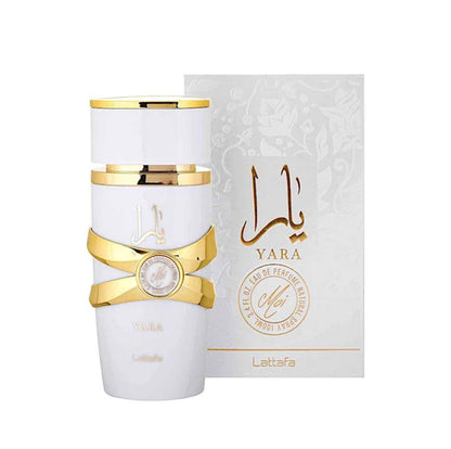 Descubre la esencia única de Yara Moi de Lattada Eau de Parfum, arabe, oriental, un perfume 100% original con envío gratuito a todo Colombia. <span>apodada la 'Yara Blanca'. Esta cautivadora creación de la famosa marca en Dubái presenta un aroma más elegante y maduro en comparación con el Yara original. Con una excelente duración en la piel y una estela moderada, Yara Moi se convierte en una fragancia sutil e íntima que te envuelve en una experiencia olfativa única.</span>