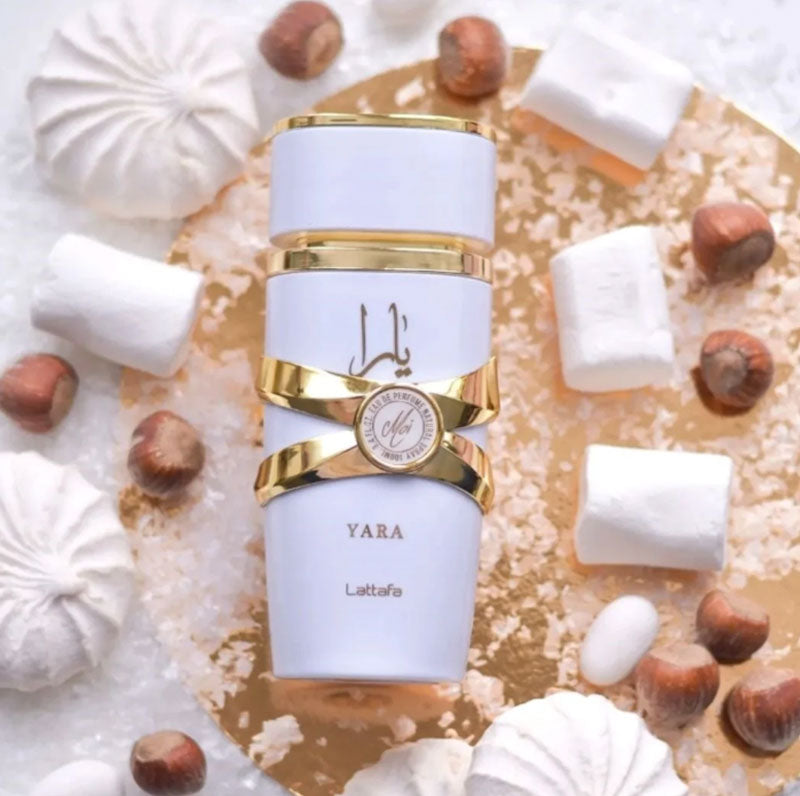 Descubre la esencia única de Yara Moi de Lattada Eau de Parfum, arabe, oriental, un perfume 100% original con envío gratuito a todo Colombia. <span>apodada la 'Yara Blanca'. Esta cautivadora creación de la famosa marca en Dubái presenta un aroma más elegante y maduro en comparación con el Yara original. Con una excelente duración en la piel y una estela moderada, Yara Moi se convierte en una fragancia sutil e íntima que te envuelve en una experiencia olfativa única.</span>